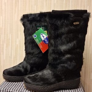 NWT Pajar Black Rabbit Fur Boots - US 8, EU 39